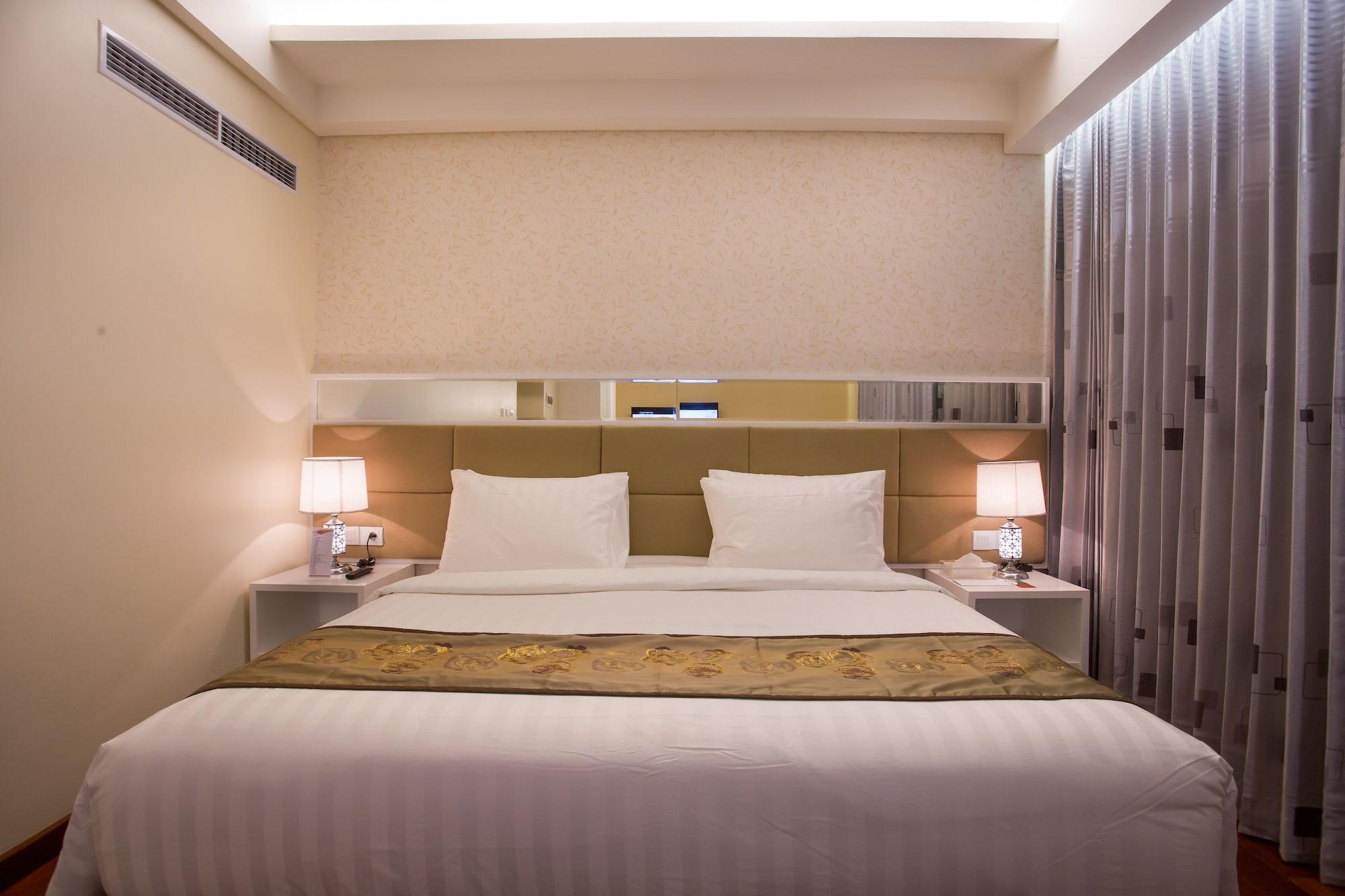Golden Palace Hotel Lombok Mataram Eksteriør billede